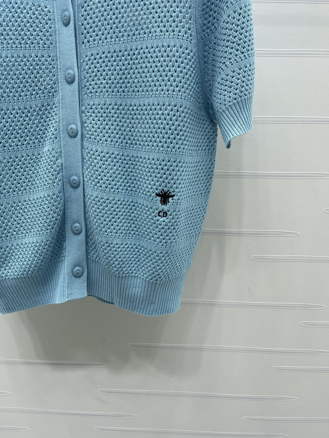 Women's short sleeves